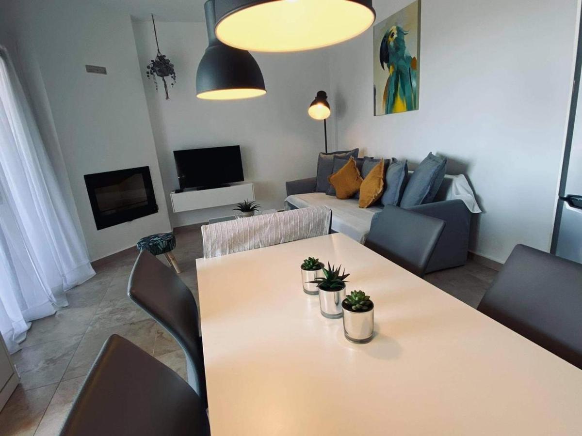 Arbutus - Relaxing Apartment With Fantastic Views 耶奥伊乌波利斯 外观 照片