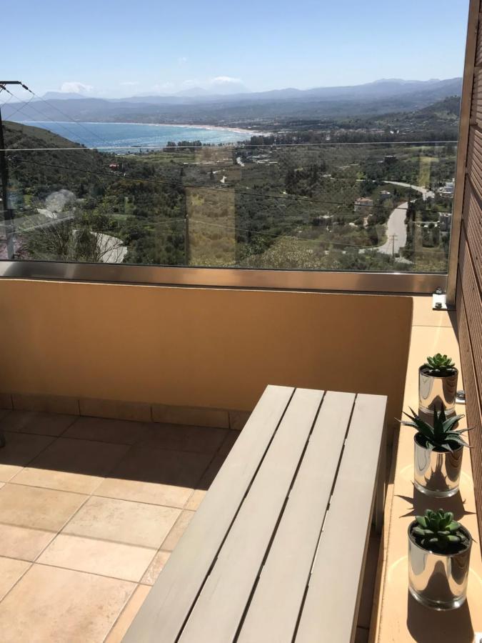 Arbutus - Relaxing Apartment With Fantastic Views 耶奥伊乌波利斯 外观 照片